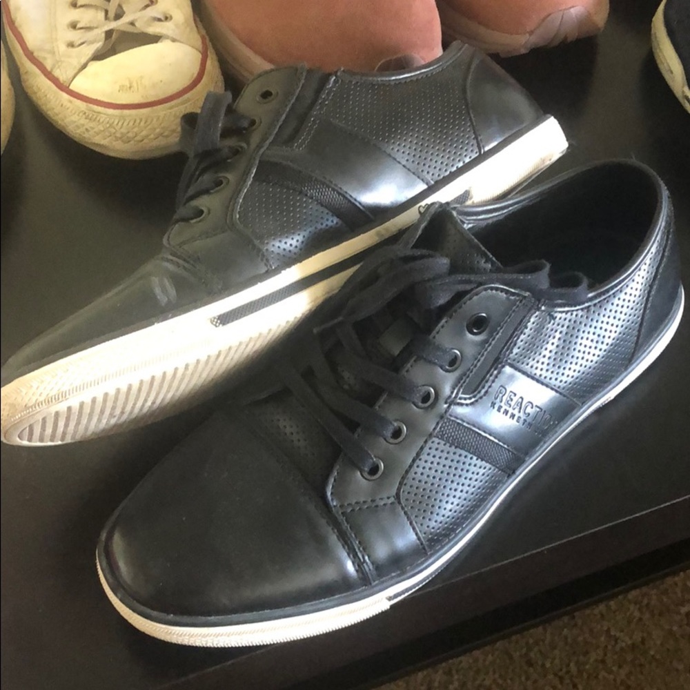 Kenneth Cole  size 11